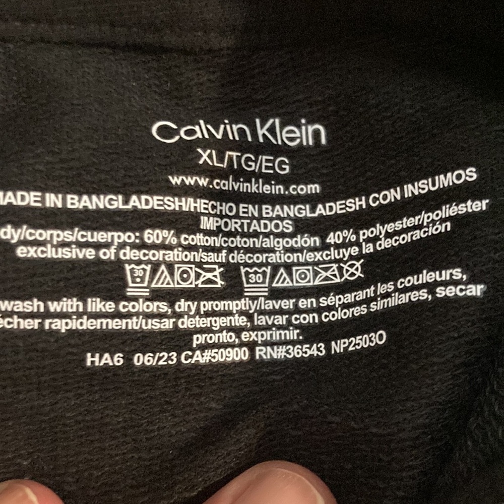 NWT Calvin Klein Sleepwear set. Size XL , black with white Calvin Klein on sides - Picture 15 of 16